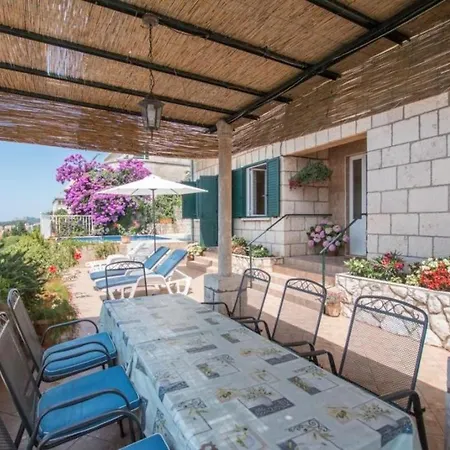 Fairytale - Four Bedroom With Swimming Pool And Sea View Apartment Dubrovnik