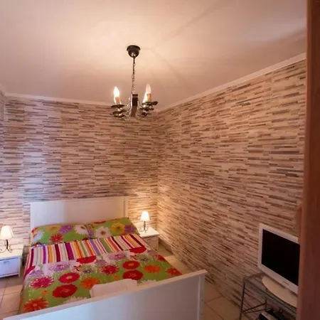 Fairytale - Four Bedroom With Swimming Pool And Sea View Apartment *
