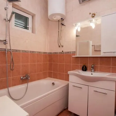 Fairytale - Four Bedroom With Swimming Pool And Sea View Apartmán Dubrovník