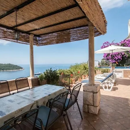 Fairytale - Four Bedroom With Swimming Pool And Sea View Appartamento Ragusa